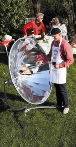 Solarkocher und Solargrill, kochen mit der Sonne
